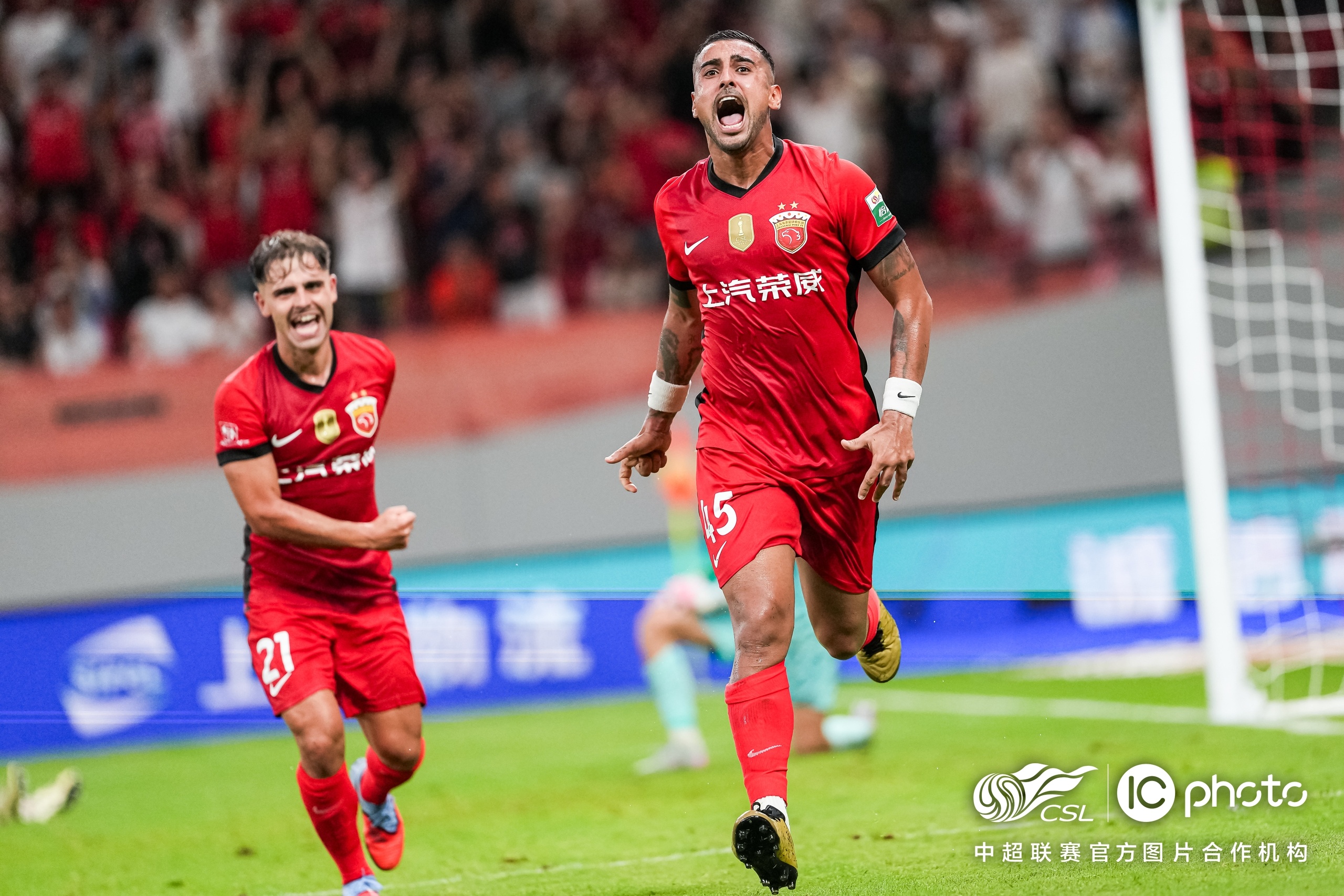 转折点！上海海港状态回暖，葡超赛前攻防权衡，悬念犹存，资深球员宣示担当的简单介绍