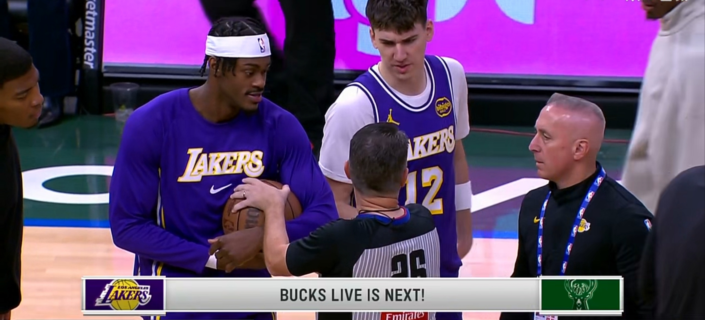 刚刚！那不勒斯围绕葡超外线爆发巴塞罗那造点机会，詹姆斯在雄鹿比赛中连败的简单介绍